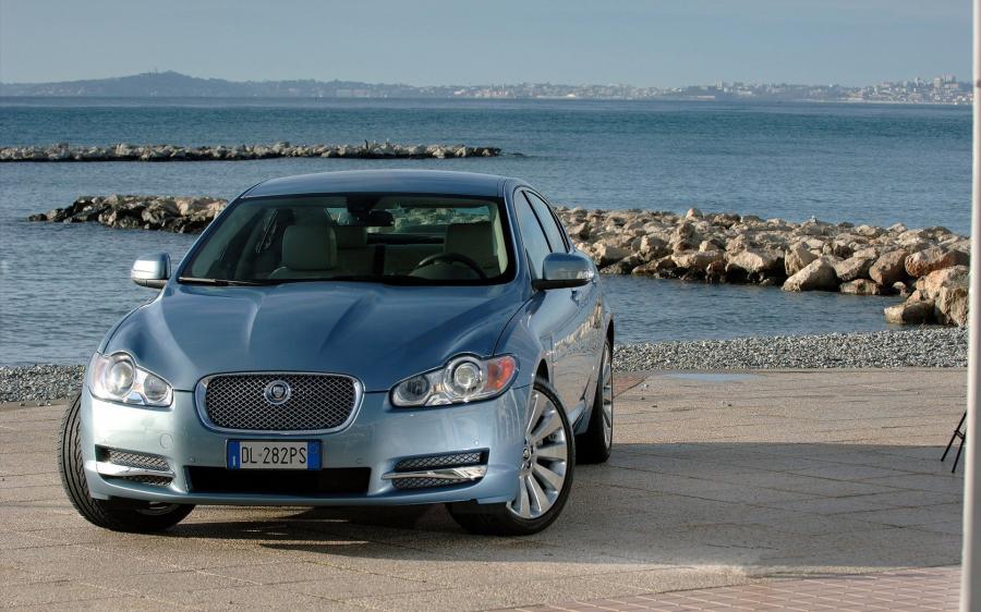  Jaguar XF Diesel S 2009 года  (фото 63 из 82)